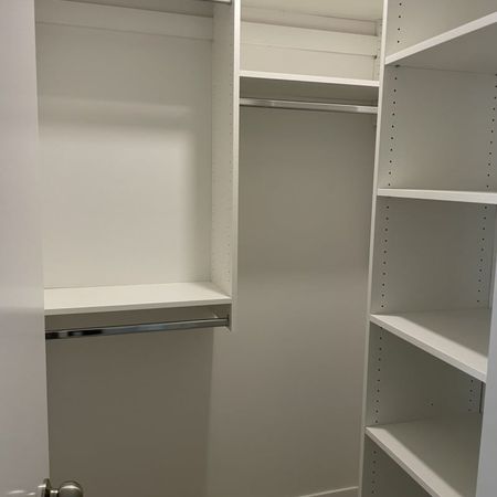 Westwood Towers - Photo 4