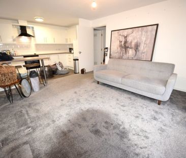 2 bedroom Flat in Flat 23, Leeds - Photo 6