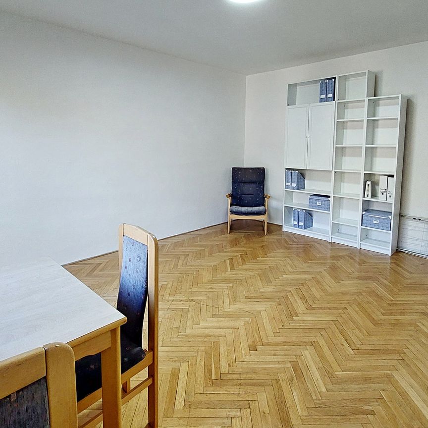 Pronájem bytu 2+1 60 m² - Photo 1