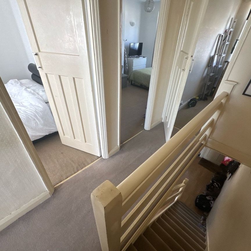 Terraced House to rent - Wellington Avenue, Sidcup, DA15 - Photo 1