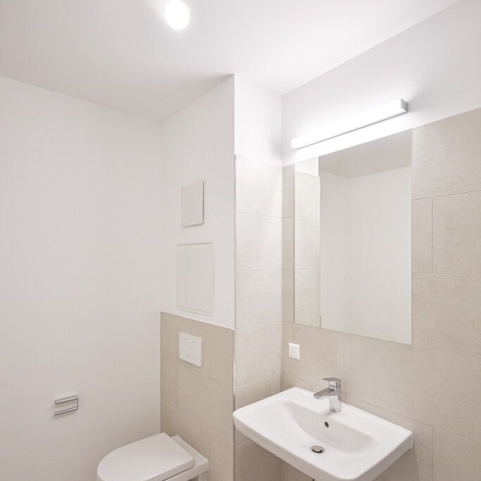 Perfekt für Singles oder Paare: Helle 2-Zimmer-Wohnung mit Loggia nahe U3 - Foto 1