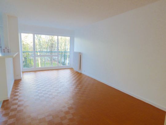 Location Appartement 3 pièces 79m² VILLEURBANNE 69100 - Photo 1