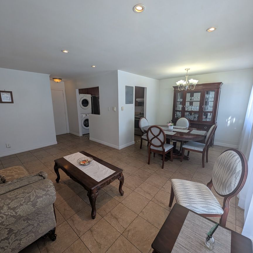 Condo for rent, Montréal (Saint-Laurent) - Photo 1