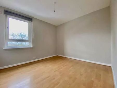 Room in a Shared House, Moredun Park Road, EH17 - Photo 3