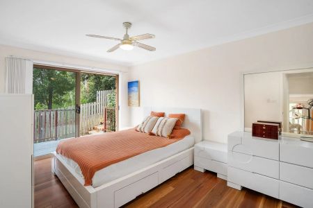 Unique renovated home with elevated bush views - Photo 2