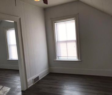 For Lease - 162 Dundas Street, Belleville, Ontario - Photo 5