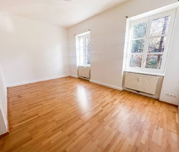 Mietwohnung in Bad Gleichenberg: Lichtdurchfluteter Altbau-Charme…! - Photo 1