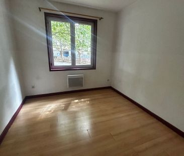 Location Appartement 4 pièces 90m² LILLE 59000 - Photo 5