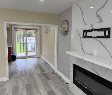 For Lease - 117 Main Redwater Redwater Drive, Toronto, Ontario - Photo 6