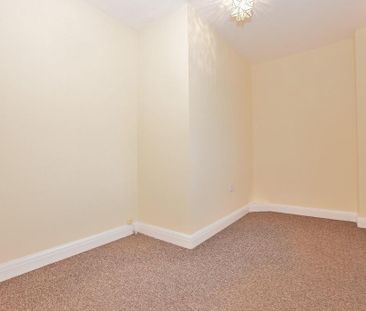 4 bedroom detached house to rent - Photo 5
