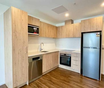 Elevated Living with Gym, Rooftop & Unbeatable... - Photo 2