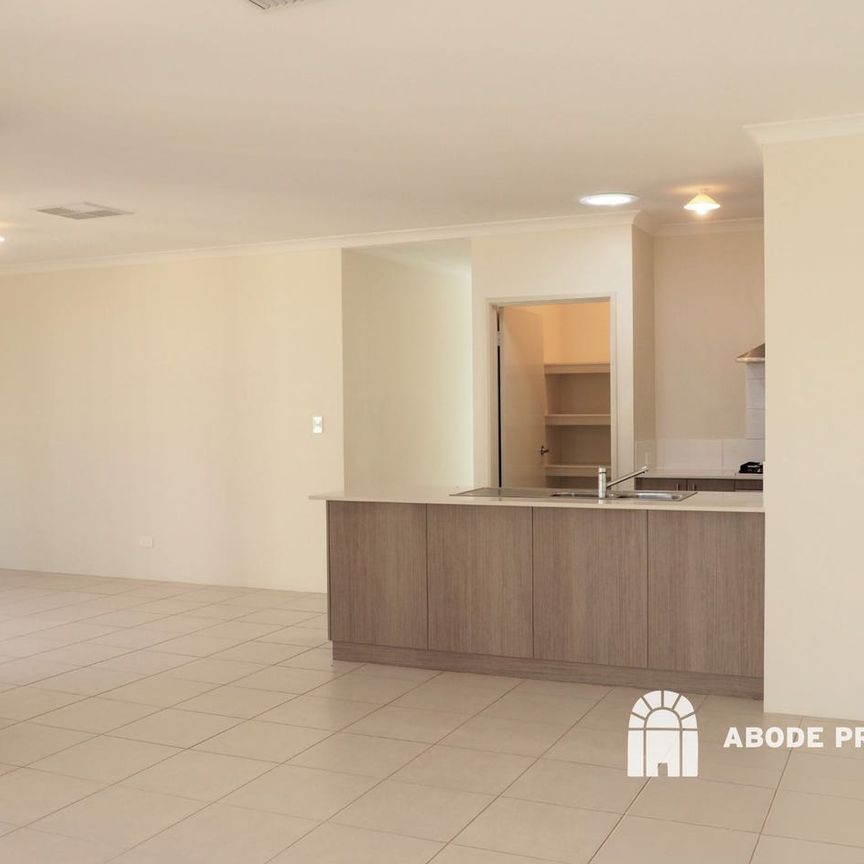 Modern Home in Quiet Street - Photo 1