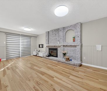 For Lease - 2537 Annelyn Court, Mississauga, Ontario - Photo 2