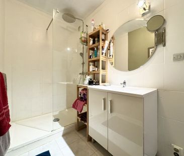 NIMES / PUECH DU TEIL - T3 avec BALCON, LOGGIA et PARKING - Photo 4