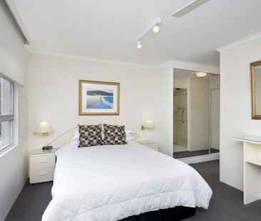 29/2A Henry Lawson Avenue, McMahons Point NSW 2060 - Apartment For ... - Photo 2