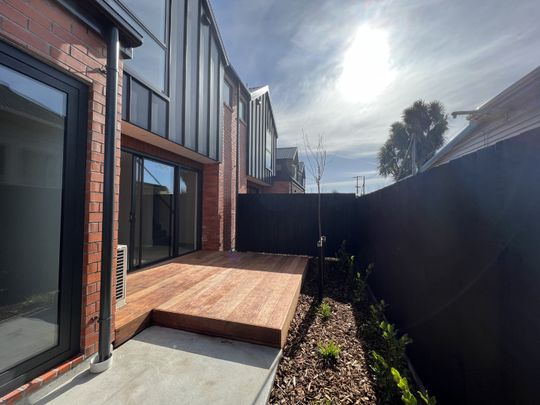 2/389 Armagh Street, Linwood - Photo 1