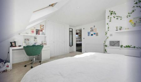 4 bedroom house to rent - Photo 2