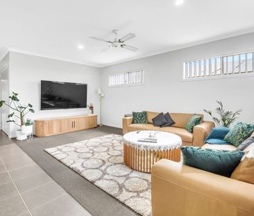 Spacious & stylish family living in prime Lalor location - Photo 3