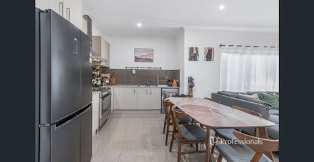 Modern 3-Bedroom in Great Location - Photo 4