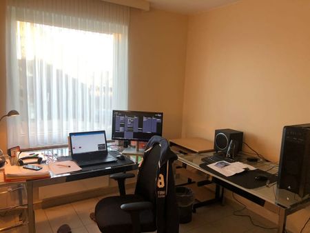 Appartement te huur - Photo 2