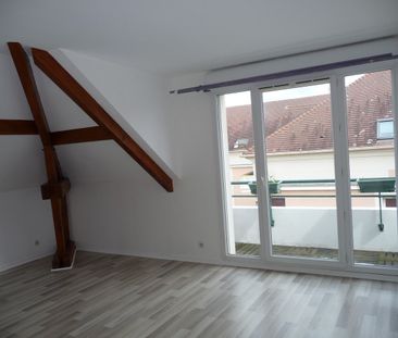 Location Appartement 2 pièces 27m² ROISSY EN BRIE 77680 - Photo 2