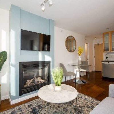 Best Location Furnished Condo Downtown - Photo 1