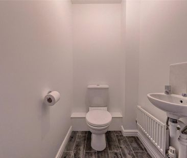 3 bedroom semi-detached house to rent - Photo 6