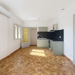 Apartment - Photo 2