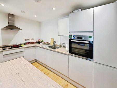 2 bedroom apartment to rent - Photo 5