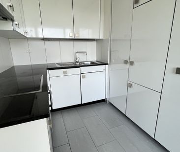 Lichtdurchflutete Wohnung mit herrlicher Weitsicht - Photo 1