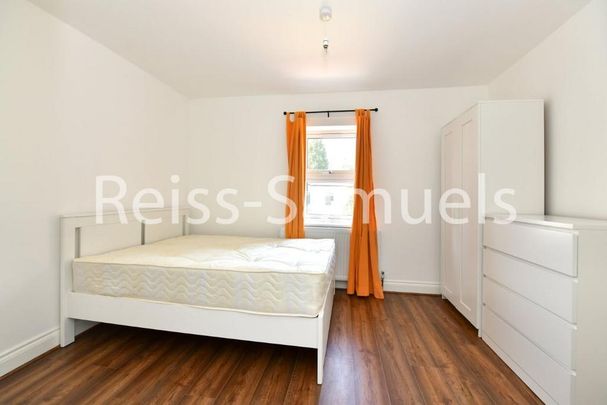 6 bedroom terraced house to rent - Photo 1