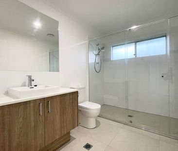 Charming 3-Bedroom Home. - Photo 6