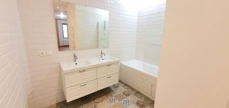 Location Appartement 4 pièces 96m² COUZON AU MONT D OR 69270 - Photo 4