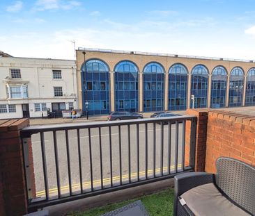 Terminus Terrace, SO14 - Photo 4