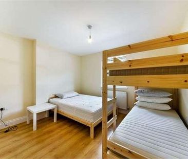 Walton Road, West Molesey, Surrey, KT8 - Photo 4