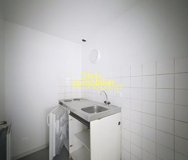 Location Appartement 1 pièce 23m² - Photo 3