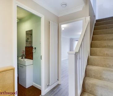 4 bedroom terraced house to rent - Photo 5