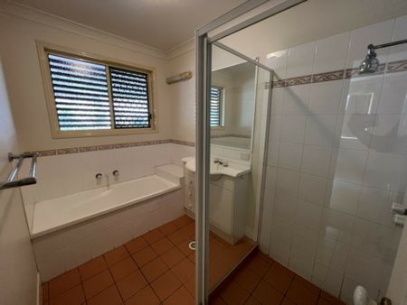 11 Kormilda Place, Boondall QLD, Belconnen - Photo 3