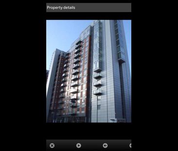 Studio Flat, Wellington Street, LS1 - Photo 1