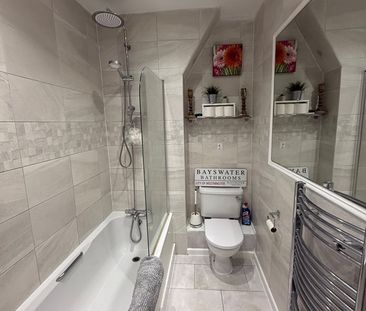 Room in a Shared Flat, Hammersmith Grove, W6 - Photo 2