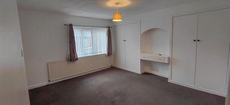 2 bedroom terraced house to rent - Photo 4