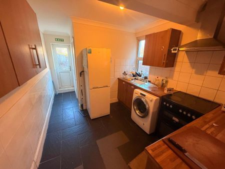 15 Cranbury Road,Eastleigh - Photo 3