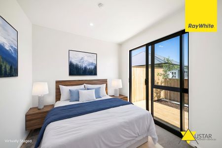 Stylish Three-Level Living in a Prime, Convenient Location - Photo 3