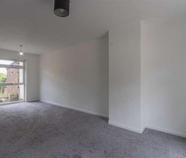 Sirhowy Court, Cwmbran, NP44 - Photo 3