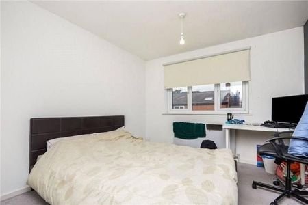 4 Bed Detached House, Colborn Street, NG3 - Photo 3