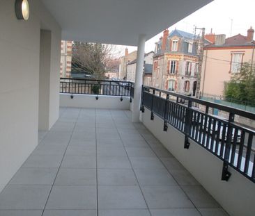 Location Appartement 3 pièces 66m² ORLEANS 45000 - Photo 5