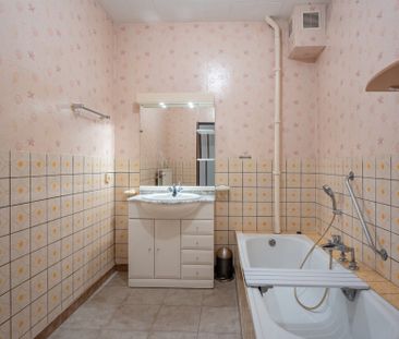 Verzorgd appartement op de gelijkvloerse verdieping met garagebox! - Foto 6