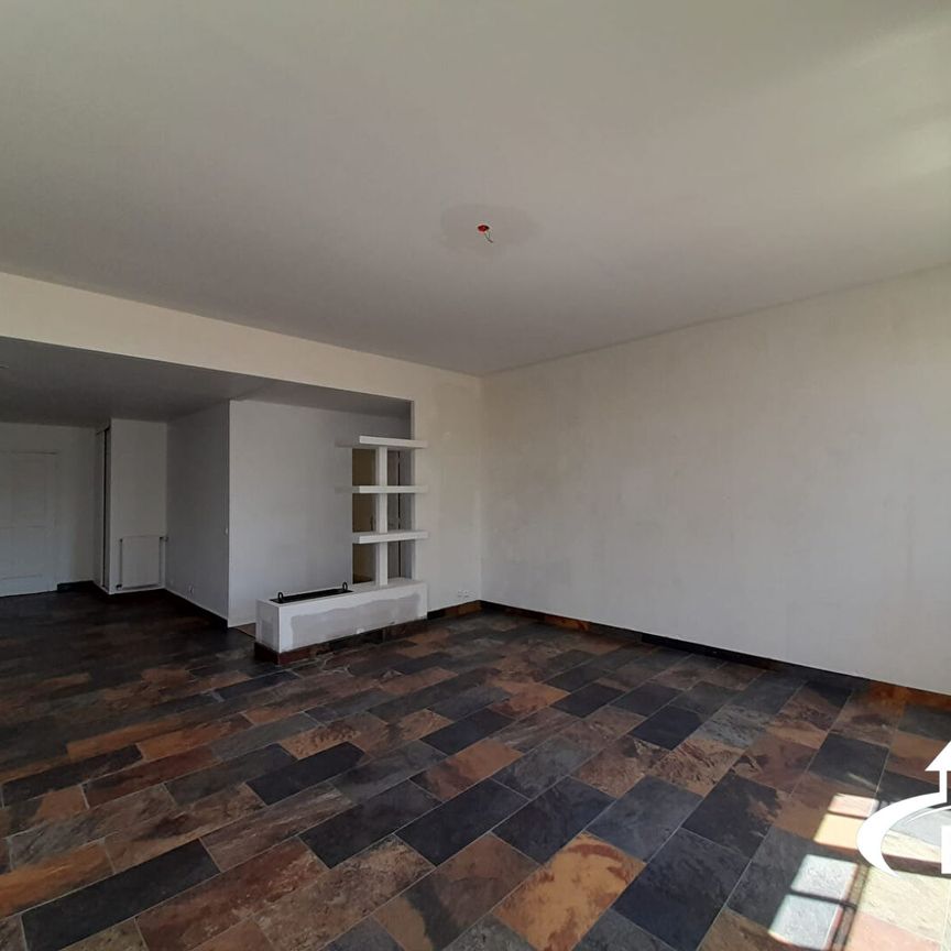 Location Appartement 3 pièces 113m² - Photo 1