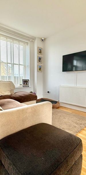 2 bedroom house to rent - Photo 1