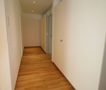 Helle 2-Zimmer-Wohnung im 3. OG mit Lift, mitten in Visp - Photo 6